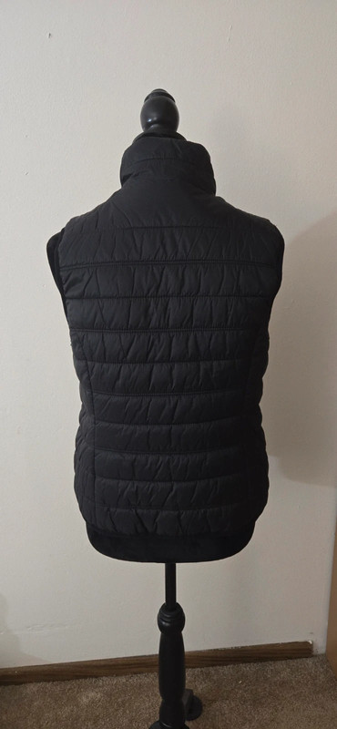 Guess Black Puffer Vest Coat Size Medium 2