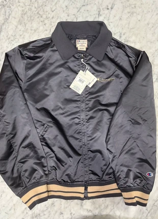 Giacca harrington Champion, marke: Champion, zustand: Neu, mit Etikett, größe: XL, 95,00 €, 100,45 € inklusive Vinted-Käuferschutz