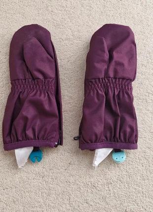 Kids ski gloves, brand: Decathlon, condition: Very good, size: 24-36 months / 92 cm, £3.00, £3.54 includes Buyer Protection