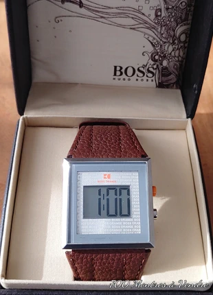 Atypique rare de collection. Hugo boss boîtier très large quartz fonctionne, état: Très bon état, taille: 43–46 mm, 49,90 €, 53,10 € Protection acheteurs (Pro) incluse