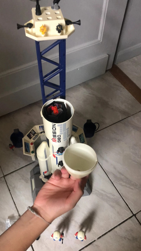 Playmobil fusée avec sa base de lancement 6195