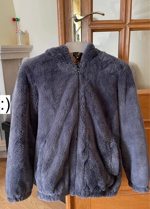 Casaco de Pelo Cinzento com Capuz, marca: Tiffosi, estado: Muito bom, tamanho: XXS / 32 / 4, €12.00, €13.30 inclui Proteção do Comprador