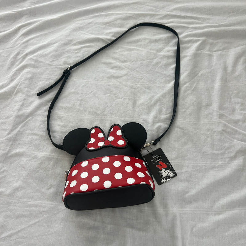 Disney Minnie Mouse purse 1