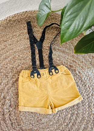 Short bretelles gémo, marque: Gémo, état: Très bon état, taille: 18-24 mois / 86 cm, 3,00 €, 3,85 € Protection acheteurs (Pro) incluse