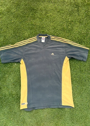 T shirt Adidas vintage Roland Garros, marque: adidas, état: Très bon état, taille: M, 15,00 €, 16,45 € Protection acheteurs incluse