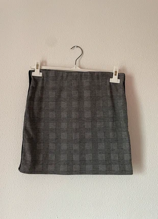 mini jupe carreaux noire grise femme t40, marque: Jennyfer, état: Très bon état, taille: L / 40 / 12, 4,00 €, 4,90 € Protection acheteurs incluse