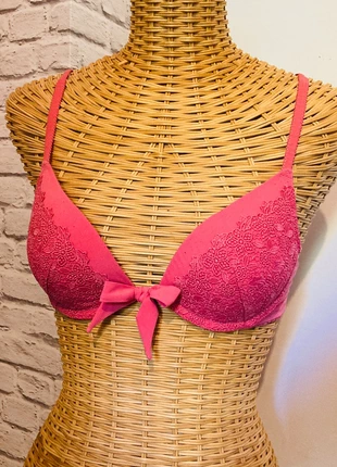Soutien gorge Etam | rose | 90B 🌸, marke: Etam, zustand: Gut, größe: 75B, 3,00 €, 3,85 € inklusive Vinted-Käuferschutz
