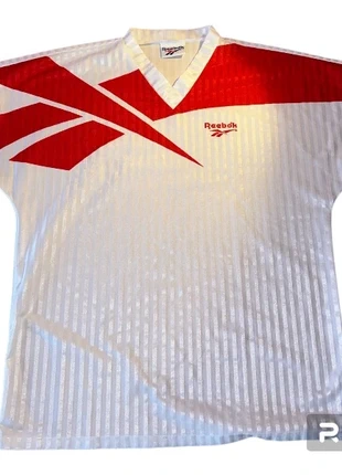 Reebok T-shirt vintage , marque: Reebok, état: Très bon état, taille: L, 10,00 €, 11,20 € Protection acheteurs incluse