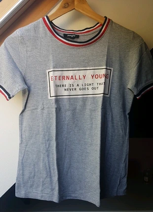 Tee shirt tricolore , marca: Jennyfer, estado: Muy bueno, tamaño: XS / 34 / 6, 3,00 €, 3,85 € Protección al comprador incluida