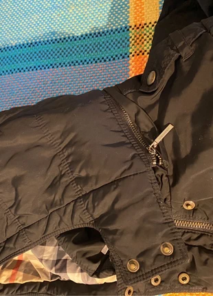 Doudoune Burberry’s fille 10y 138 cms, brand: Burberrys, condition: Very good, size: 10 years / 140 cm, €50.00, €53.20 includes Buyer Protection