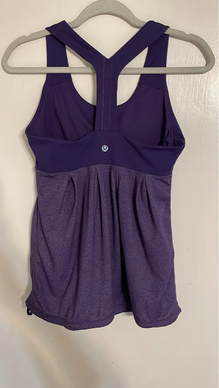 Lululemon top talla 8 color morado 5