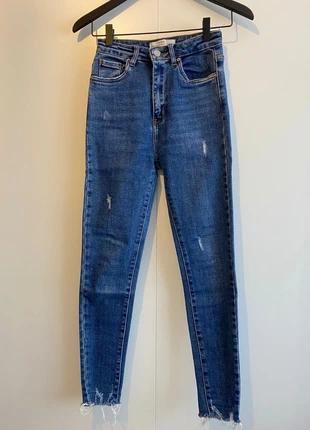 Jean taille haute, marque: Vs. Miss, état: Neuf sans étiquette, taille: S / 36 / 8, 10,00 €, 11,20 € Protection acheteurs incluse