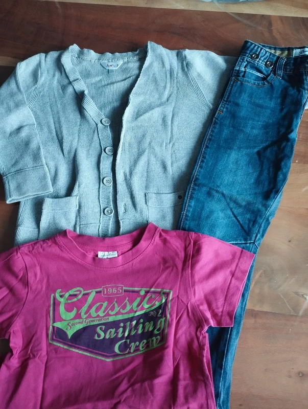 Ensemble garçon jeans t-shirt et gilet 5 ans
