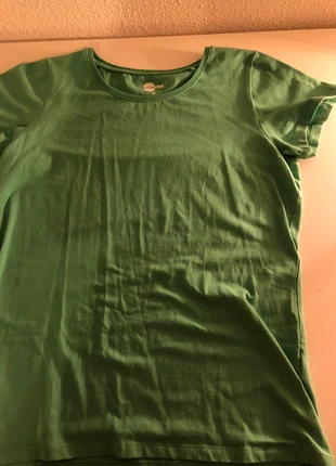 T-shirts, merk: Takko Fashion, staat: Heel goed, maat: M / 38 / 10, € 10,00, € 11,20 inclusief Kopersbescherming