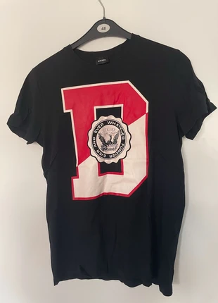Diesel T-shirt , marque: Diesel, état: Très bon état, taille: L, 11,00 €, 12,25 € Protection acheteurs incluse