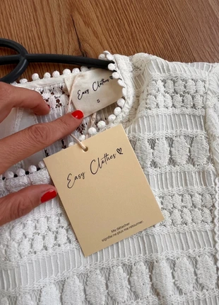 Blouse détail dentelle Easy Clothes, brand: Easy Clothes, condizioni: Nuovo con cartellino, taglia: S / IT 40 / EU 36, €30.00, €32.20 include la Protezione acquisti