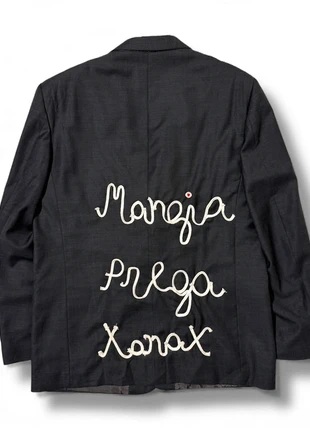 Blazer ‘Mangia Prega Xanax’ upcycling antracite, brand: Undici Handmade, condizioni: Nuovo con cartellino, taglia: L / IT 44 / EU 40, €59.90, €63.60 include la Protezione acquisti Pro