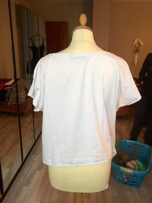 Tee-shirt blanc avec motif plumes 3