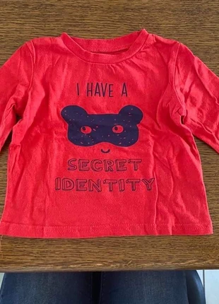 T-Shirt rouge , merk: In Extenso, staat: Goed, maat: 9-12 maanden / 74 cm, € 1,00, € 1,75 inclusief Kopersbescherming