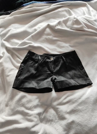 mini shorts pantaloni corti lucidi e morbidi y2k emo alt scene grunge, marke: Alternative, zustand: Sehr gut, größe: L / 40 / 12, 7,00 €, 8,05 € inklusive Vinted-Käuferschutz