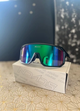 Lunette de soleil taille adulte couleur noir, marca: Cyclisme, estado: Muy bueno, 14,99 €, 16,44 € Protección al comprador Pro incluida