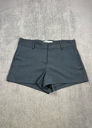 Short gris Bershka, marque: Bershka, état: Neuf sans étiquette, taille: L / 40 / 12, 8,00 €, 9,10 € Protection acheteurs incluse
