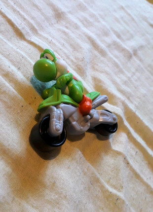 Figurine Yoshi Mario Kart