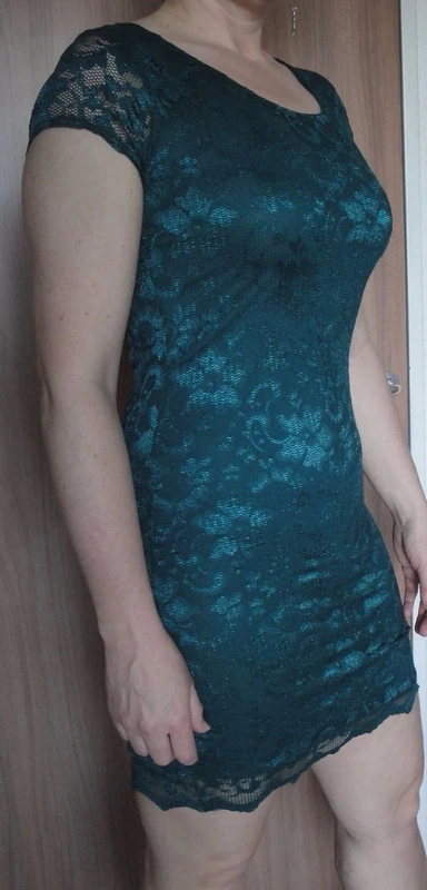 Robe verte dentelle - photo numéro 4