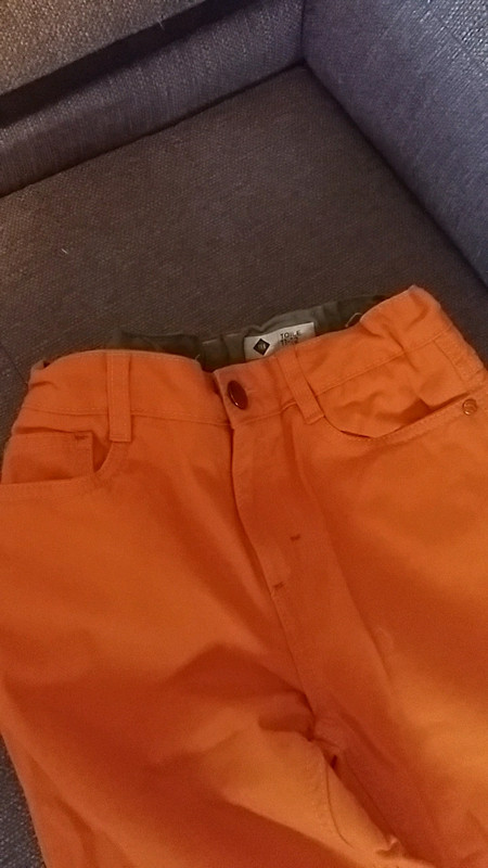 Pantalon toile orange neuf t 11-12 ans 1