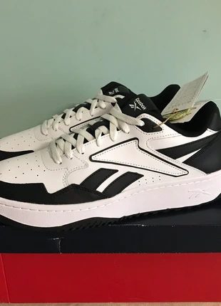Scarpe Reebok, marke: Reebok, zustand: Neu, mit Etikett, größe: 44, 49,00 €, 52,15 € inklusive Vinted-Käuferschutz