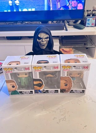 Lot de 3 Funko POP! The Umbrella Academy – Luther, Diego & Allison – Très bon état, marke: The Umbrella Academy, zustand: Sehr gut, größe: Neugeborenes / 44, 21,00 €, 22,75 € inklusive Vinted-Käuferschutz