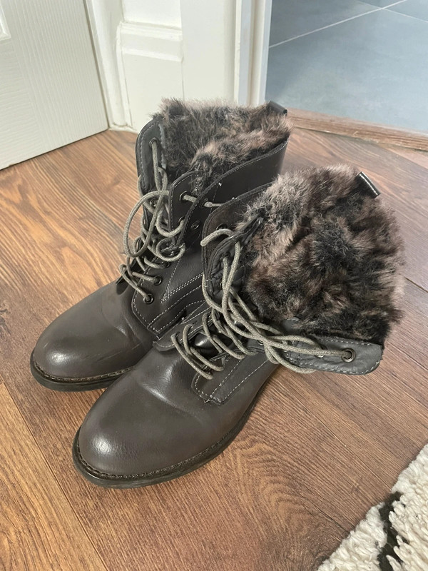 glide bruser Alabama Deichmann Grey Fur Lace Up Boots - Vinted