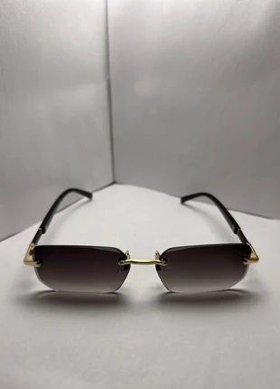 Brille Sonnenbrille dunkelgrau rahmenlos schwarz/goldene Träger Y2K style vintage luxuriös, marke: Sonstiges, zustand: Neu, 8,00 €, 9,10 € inklusive Vinted-Käuferschutz