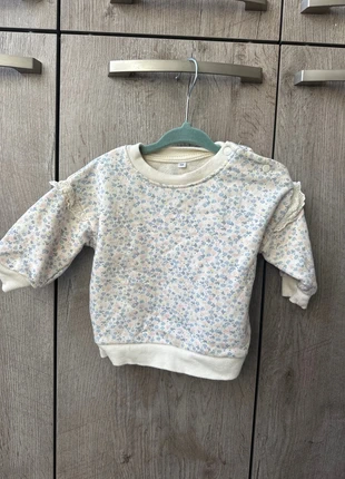 Bloemen truitje maat 68, marque: Zeeman, état: Très bon état, taille: 6-9 mois / 68 cm, 3,00 €, 3,85 € Protection acheteurs incluse