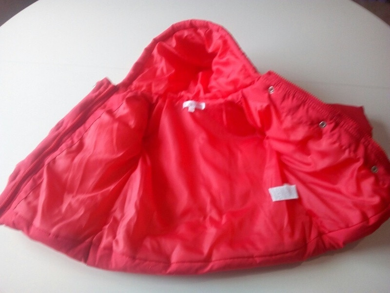 Manteau rouge orangé taille 12mois 2