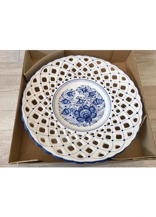 Centrotavola Piatto nuovo Slovenska l'udova majolika modra con scatola Art. 2, marca: Art, estado: Muy bueno, 13,00 €, 14,35 € Protección al comprador incluida