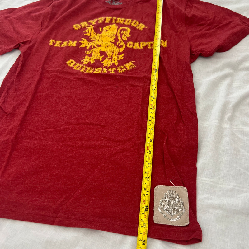 the wizarding world of Harry Potter Quidditch Gryffindor short sleeve tee 5