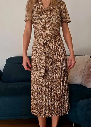 Robe Scotch & Soda satinée XS imprimé zebré, brand: Scotch & Soda, condition: Very good, size: XS / 34 / 6, €25.00, €26.95 includes Buyer Protection