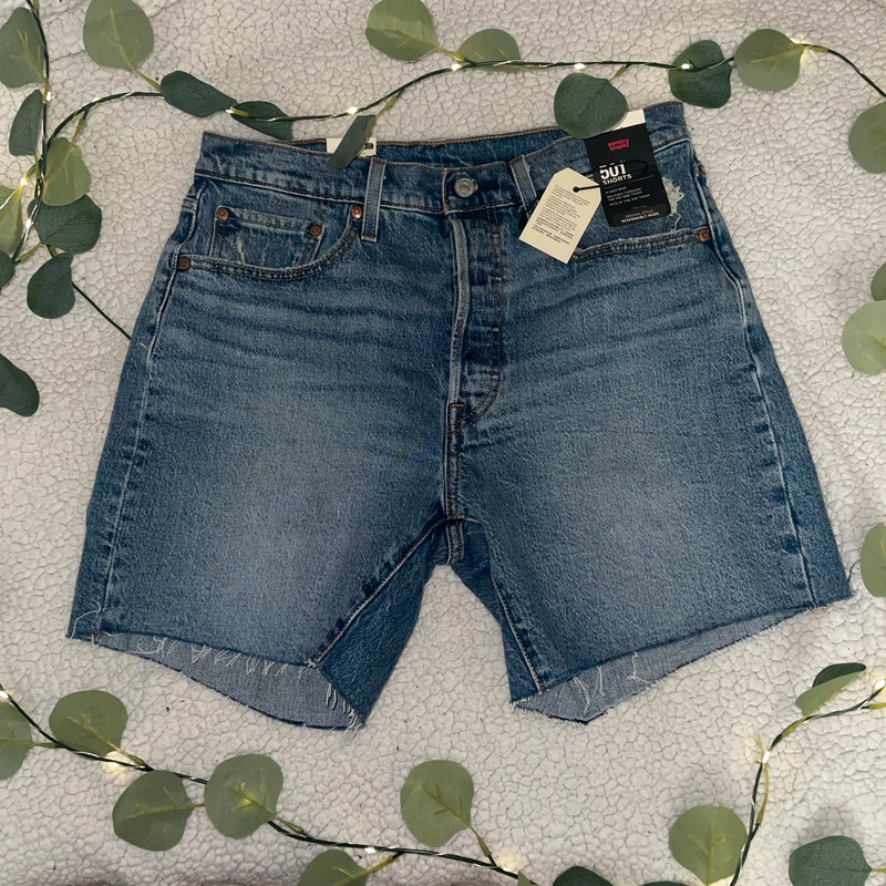 Levi’s shorts 1