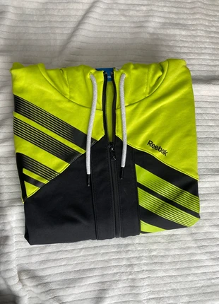 Zip Reebook | Taille L | jaune fluo, brand: Reebok, condition: Very good, size: L, €20.00, €21.70 includes Buyer Protection