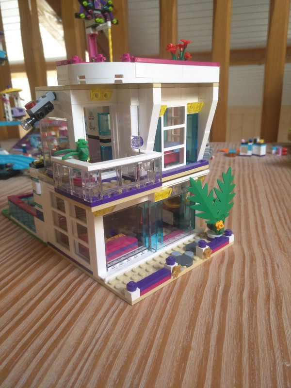 Lego friends livi discount villa