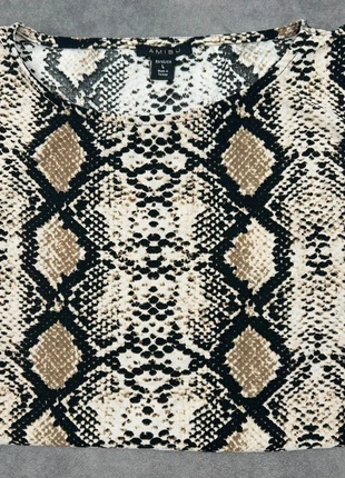 Blouse Femme Amisu Manches ballon Col rond Imitation serpent Polyamide taille L, brand: Amisu, condizioni: Ottime, taglia: L / IT 44 / EU 40, €10.00, €11.20 include la Protezione acquisti