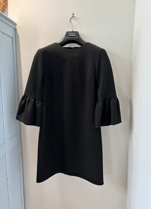 Robe Zara mi-longue noir à manche courte | taille S, marke: Zara, zustand: Sehr gut, größe: S / 36 / 8, 15,00 €, 16,45 € inklusive Vinted-Käuferschutz