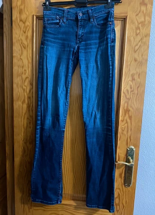 Vaquero recto de tiro bajo - Mango (Talla 36), merk: Mango, staat: Heel goed, maat: S / 36 / 8, € 2,00, € 2,80 inclusief Kopersbescherming