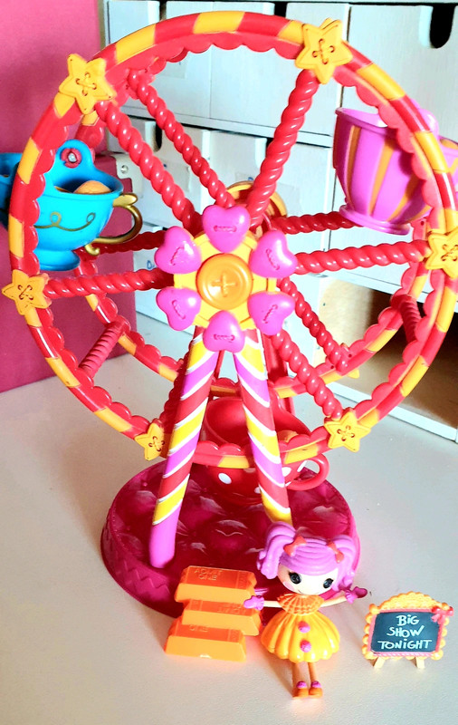 Lalaloopsy sales ferris wheel