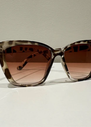 Lunettes de soleil motif léopard • Neuves, marque: Boutique indépendante, état: Neuf avec étiquette, 8,00 €, 9,10 € Protection acheteurs incluse