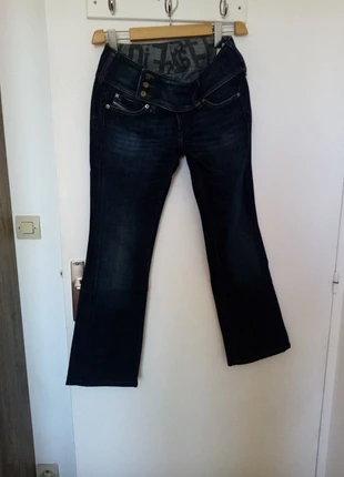 Jean Diesel évasé 34/36, marke: Diesel, zustand: Sehr gut, größe: S / 36 / 8, 10,00 €, 11,20 € inklusive Vinted-Käuferschutz