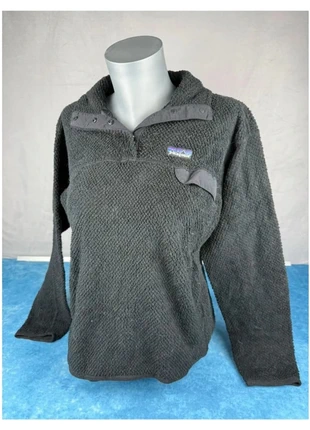 patagonia polaire snap-t pull-over noire femme taille L “89”, merk: Patagonia, staat: Goed, maat: L / 40 / 12, € 27,00, € 29,05 inclusief Kopersbescherming Pro
