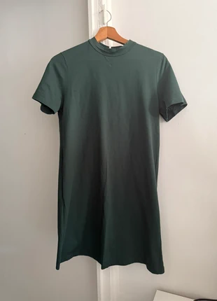 Robe verte, merk: Shein, staat: Nieuw zonder prijskaartje, maat: M / 38 / 10, € 12,00, € 13,30 inclusief Kopersbescherming