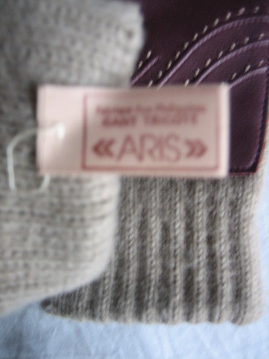 paire de gants Aria,tricotée acrylique et empiècements synthétiques surpiqués beige bordeau taille M 5